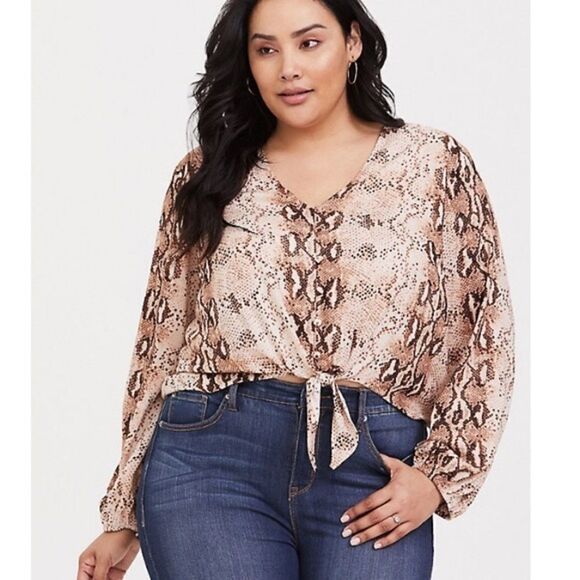 Torrid Snake Print Tie-Front Blouse C23 - Picture 1 of 7